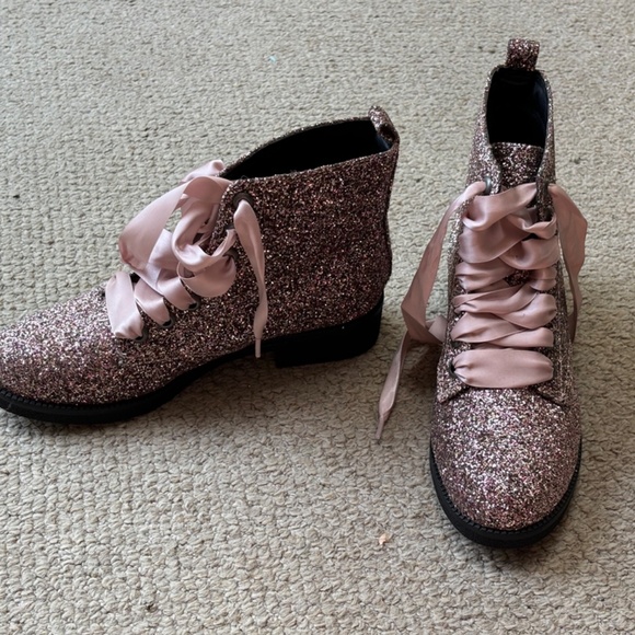 Dirty Laundry pink glitter boots - Picture 2 of 6